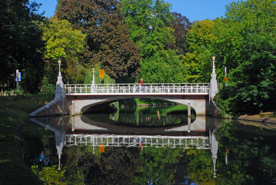 849677 Gezicht op de Herenbrug over de Stadsbuitengracht te Utrecht.